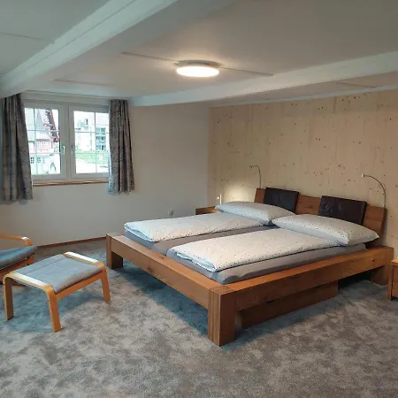 Zwinglis Klaerli * Nesslau